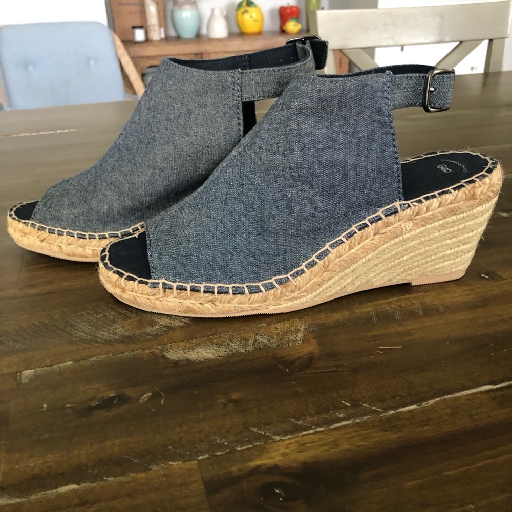 GAP Blue Espadrille Peep-Toe Wedges, New.